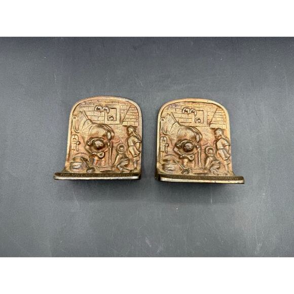 Vintage Village Blacksmith Shop 2 Bookends Cast Metal Embossed Stable - Picture 7 of 9